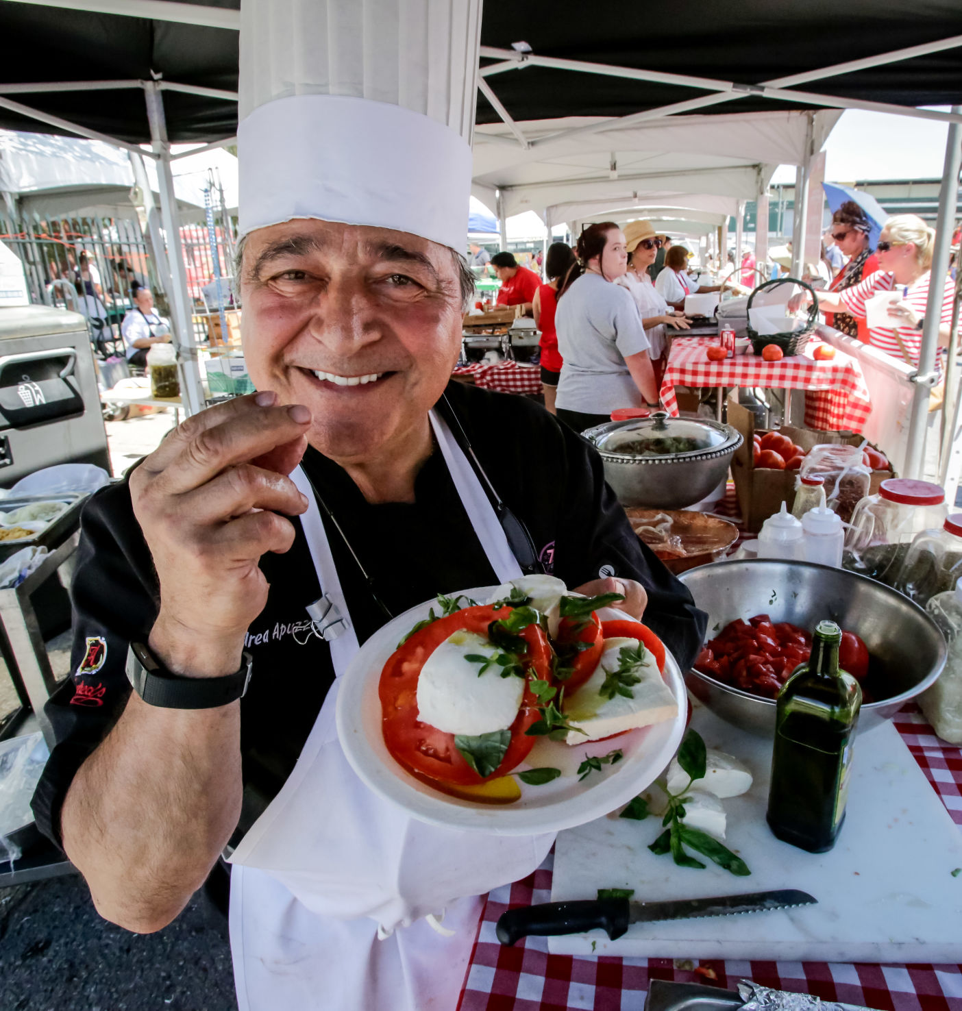 NO.tomatofest.060919.1163.jpg